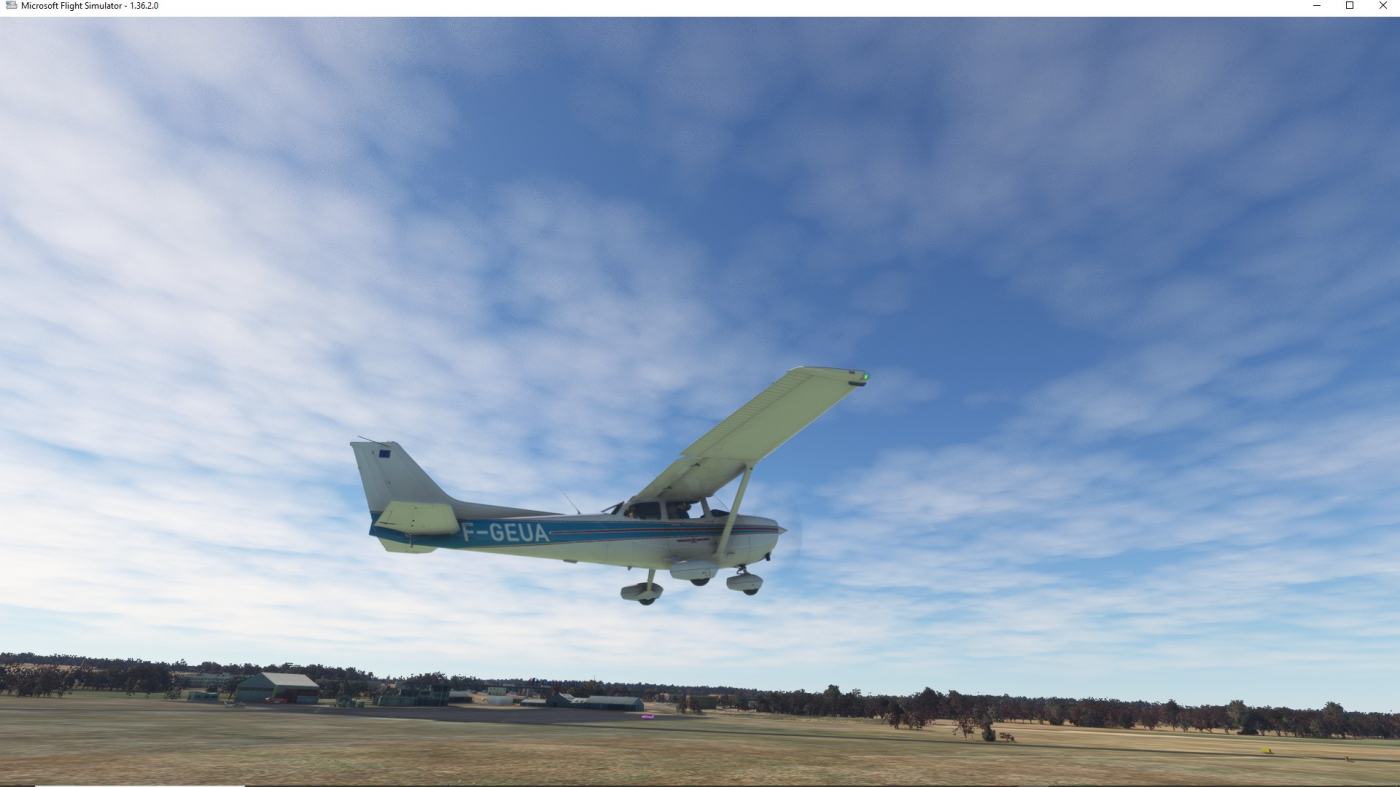 21-14-12-56- décollage de la 30 à Nevers Fourchambault, sortie par virage droit et verticale instal. à 1500p